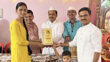 कार्ला येथील संत रोहिदास तरुण मंडळाकडून गुणवंत विद्यार्थ्यांचा विशेष सन्मान