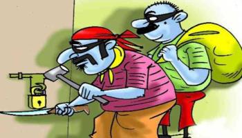 Lonavala News l लोणावळ्यात शटर उघडून १० मोबाईलची चोरी; ४० हजारांचा मुद्देमाल लंपास