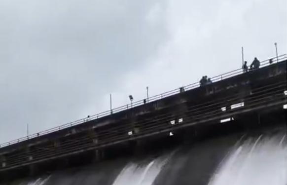 Lonavala News l पावसाचा जोर ओसरला व लोणावळा शहरातील पुराचा धोका तूर्तास टळला ! 