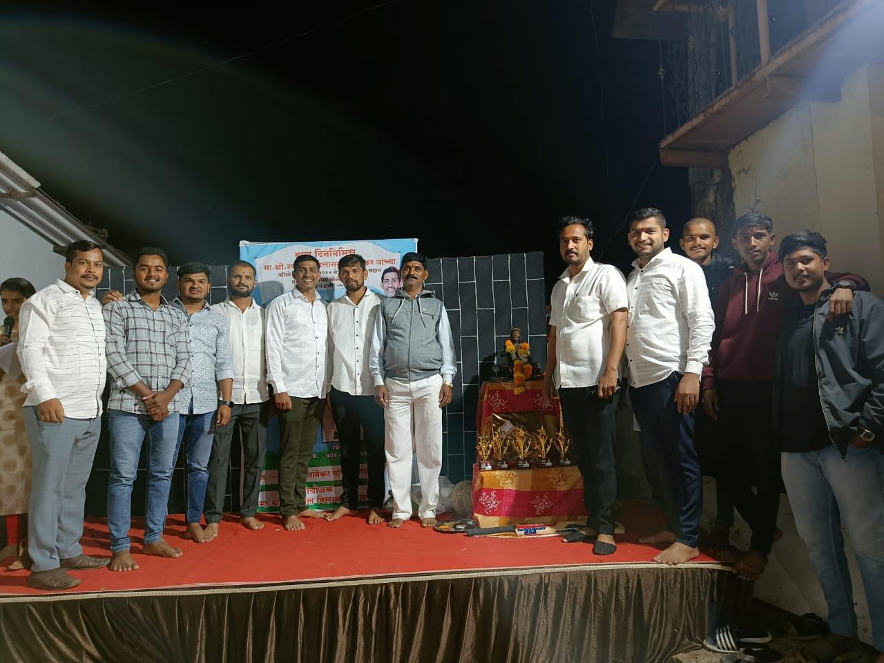 Devle Devle News : बाल दिनानिमित्त देवले गावात लहान मुलांसाठी विविध खेळांचे आयोजन